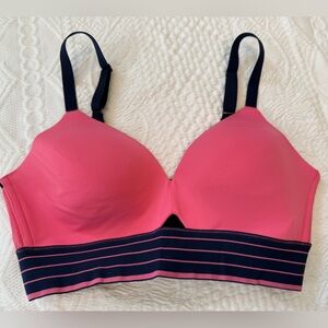 Spanx Medium Pink Sports Bras Workout To Waves Wireless Pullover 30027